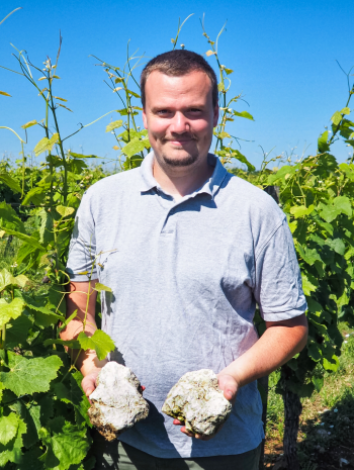 Christophe Longueteau, du Château Le Brézéguet, présente sa cuvée de lieux-dits en AOC Cahors.